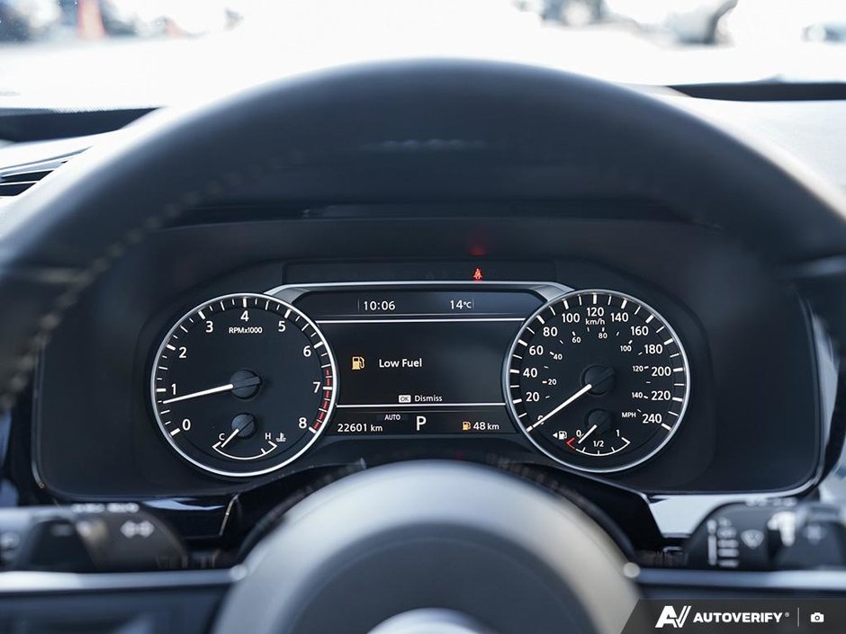 2024 Nissan Pathfinder SL // LEATHER // NAVIGATION-7