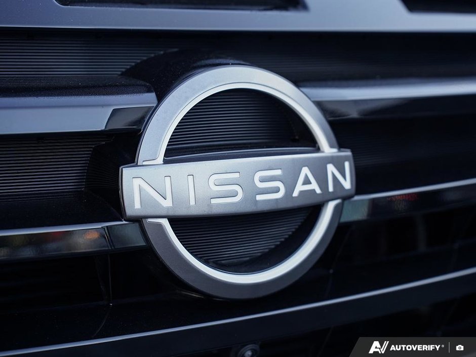 2024 Nissan Pathfinder SL // LEATHER // NAVIGATION-23