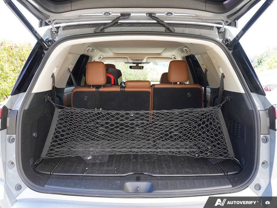 2025 Nissan Pathfinder PLATINUM // MANAGERS DEMO-25
