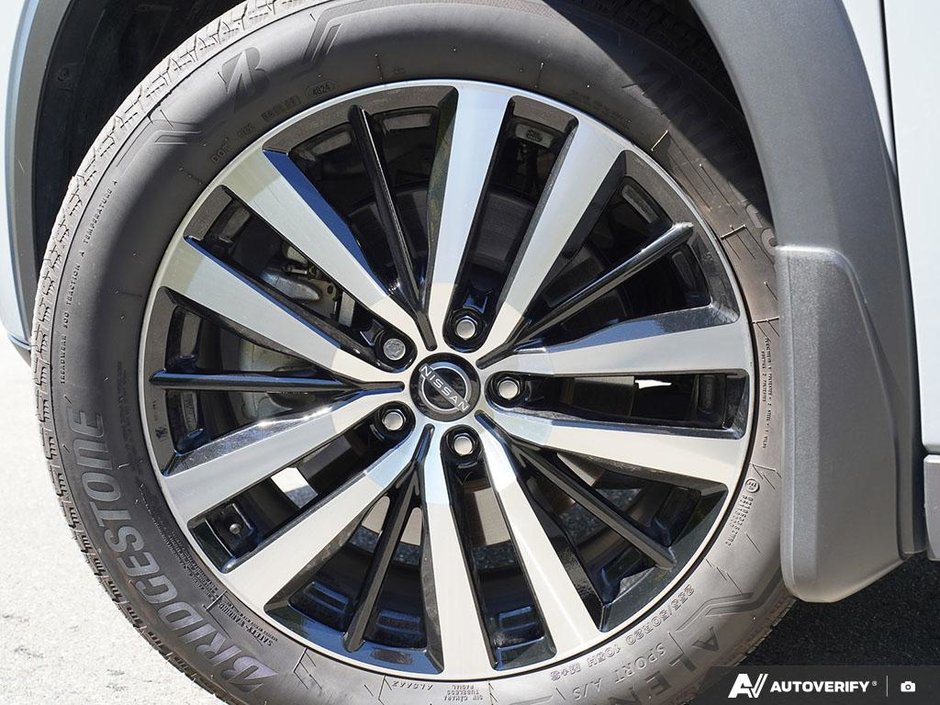 2025 Nissan Pathfinder PLATINUM // MANAGERS DEMO-20