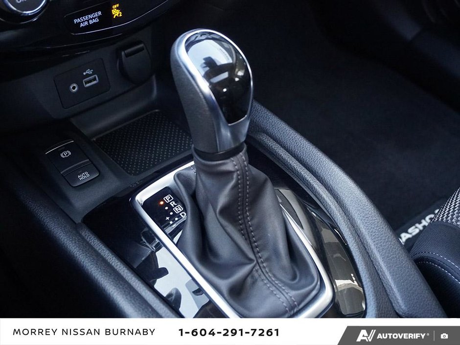 2022 Nissan Qashqai SV AWD  // NO ACCIDENTS-23