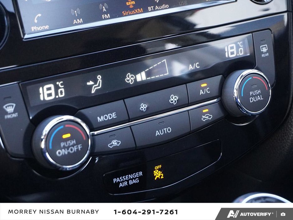 2022 Nissan Qashqai SV AWD  // NO ACCIDENTS-24
