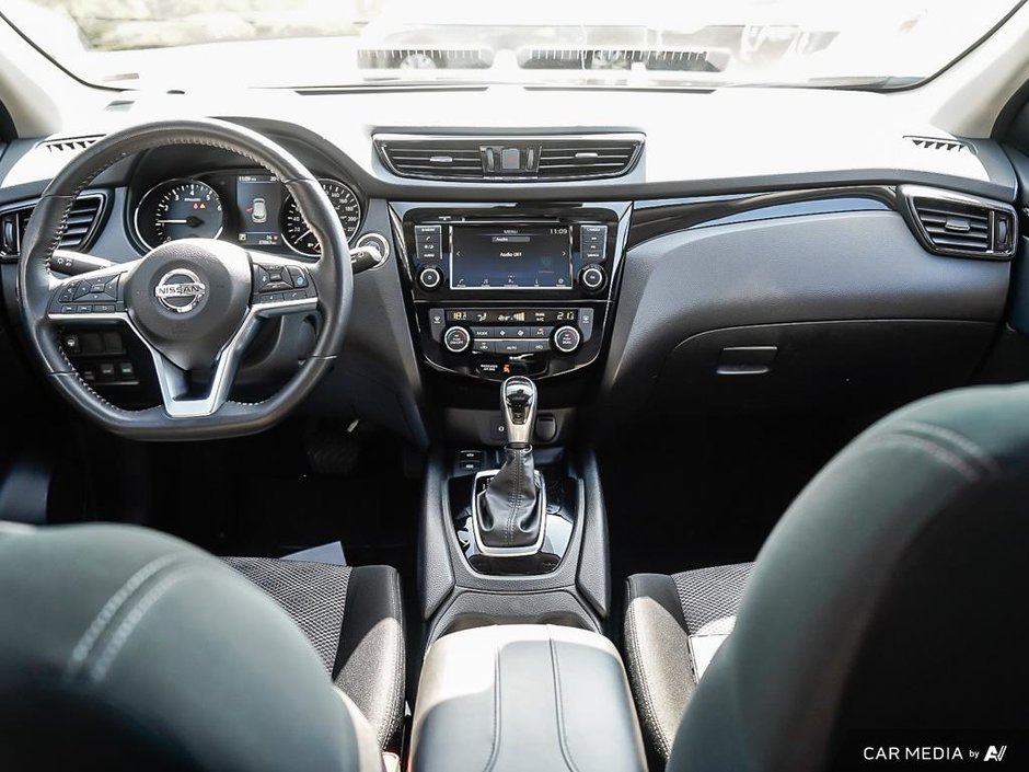 2023 Nissan Qashqai SV AWD + NO ACCIDENTS-17
