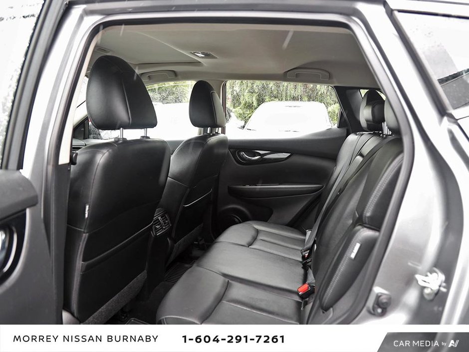 2023 Nissan Qashqai SL AWD-25