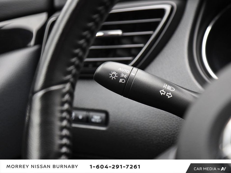 2023 Nissan Qashqai SL AWD-16