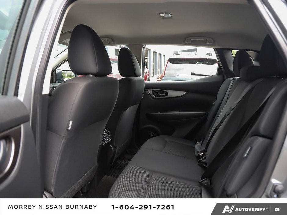 2023 Nissan Qashqai S AWD // NO ACCIDENTS-24
