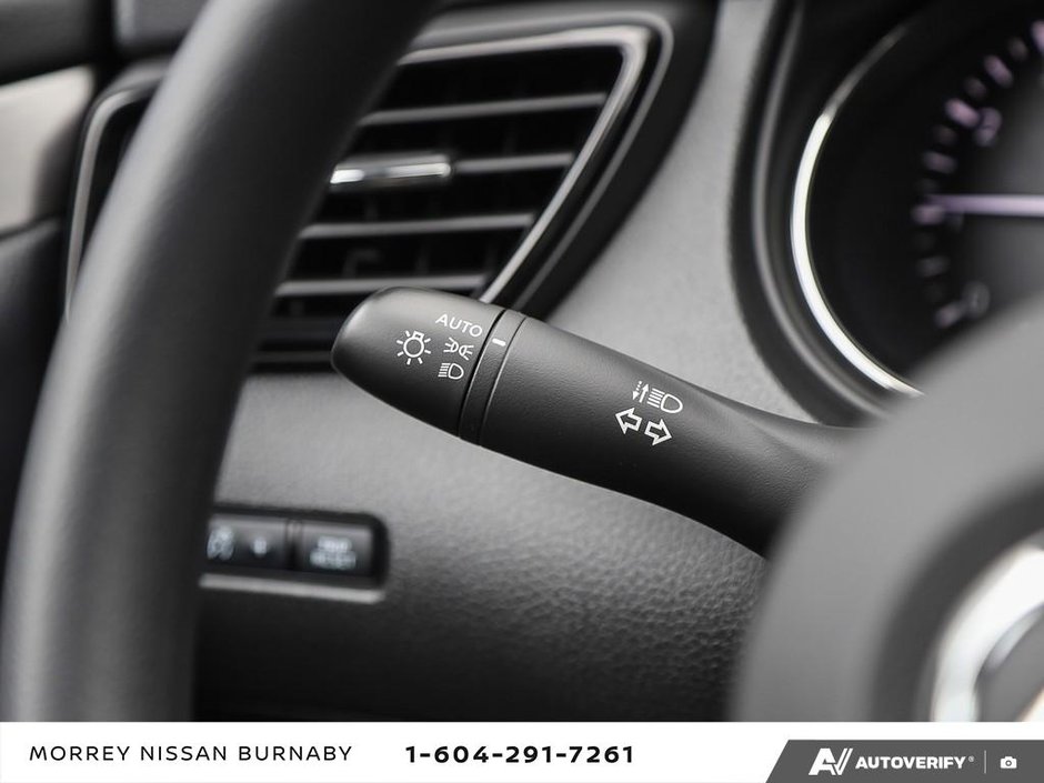 2023 Nissan Qashqai S AWD // NO ACCIDENTS-16