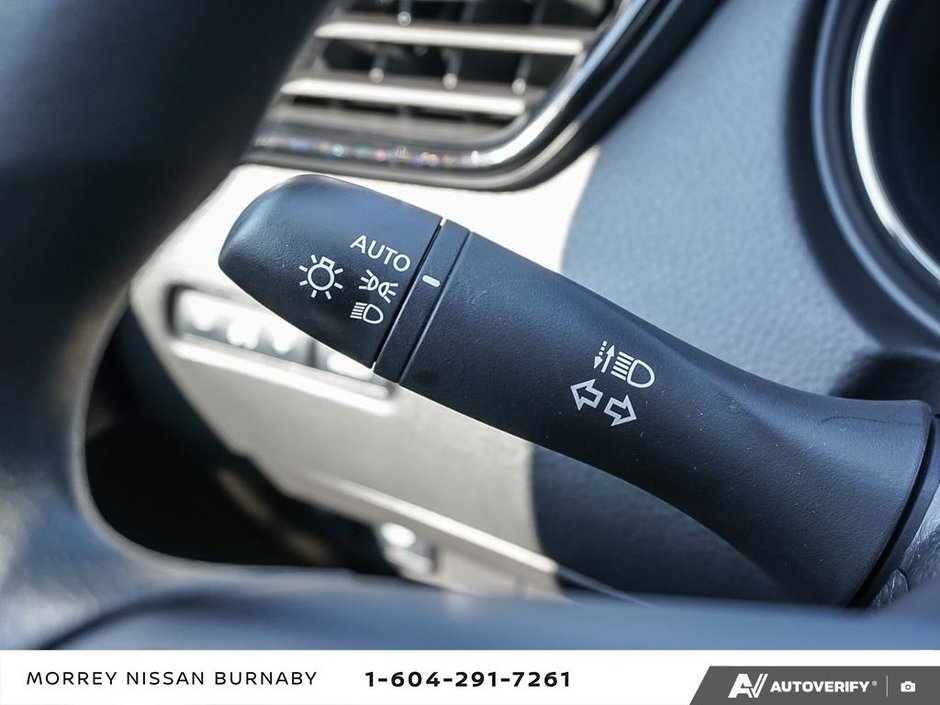 2023 Nissan Qashqai S AWD // NO ACCIDENTS-18