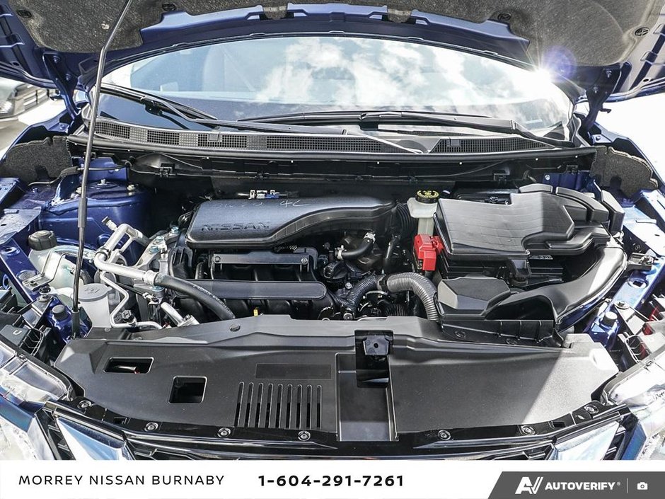 2023 Nissan Qashqai SV AWD // ULTRA LOW KMS-8