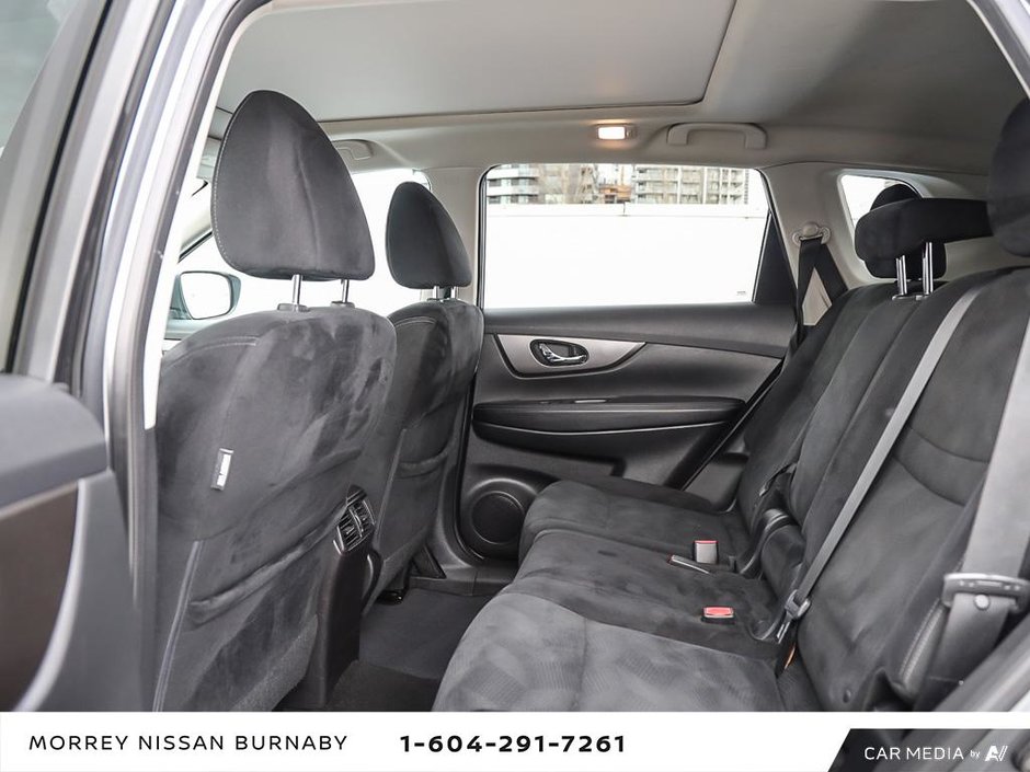 2014 Nissan Rogue SV AWD + 3RD ROW SEATING-24