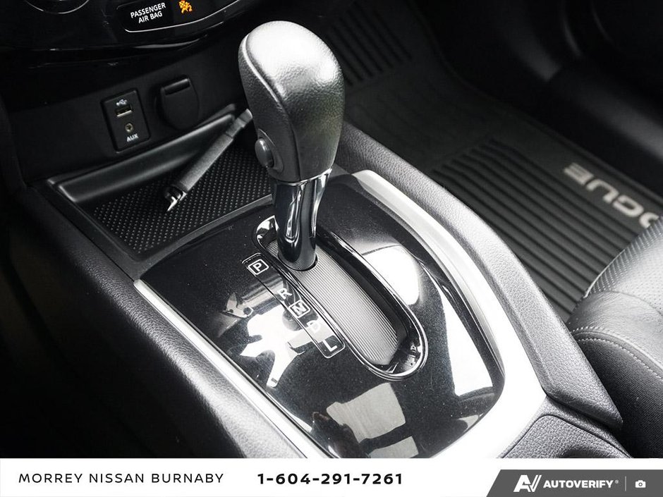2015 Nissan Rogue SL // LEATHER // NAVIGATION-23