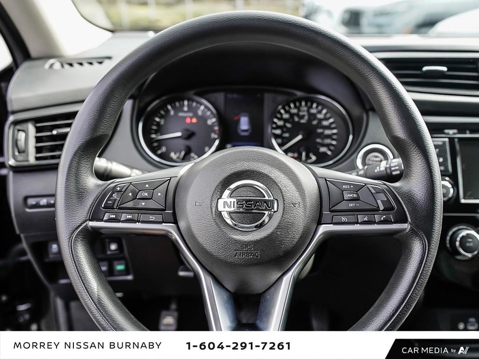 2018 Nissan Rogue SV AWD + NEW BRAKES!-14
