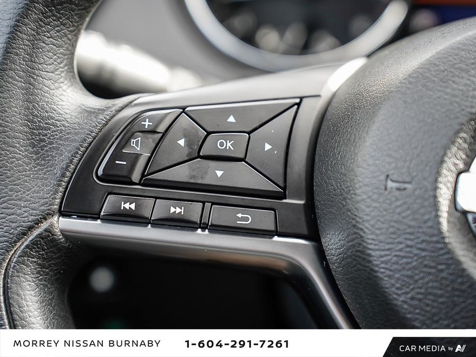 2018 Nissan Rogue SV AWD + NEW BRAKES!-18