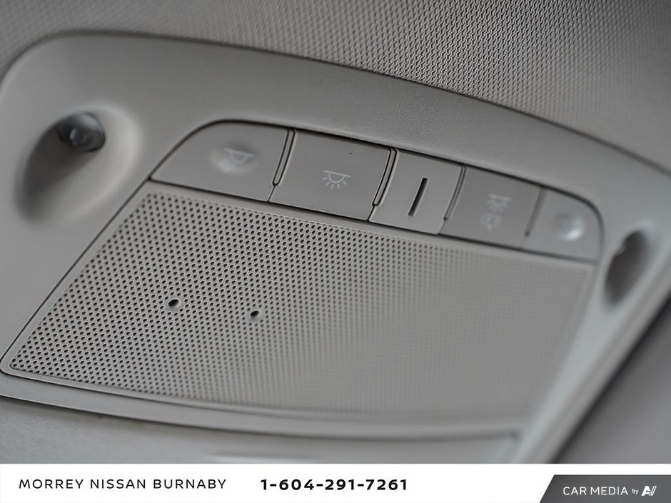 2018 Nissan Rogue SV AWD + NEW BRAKES!-22