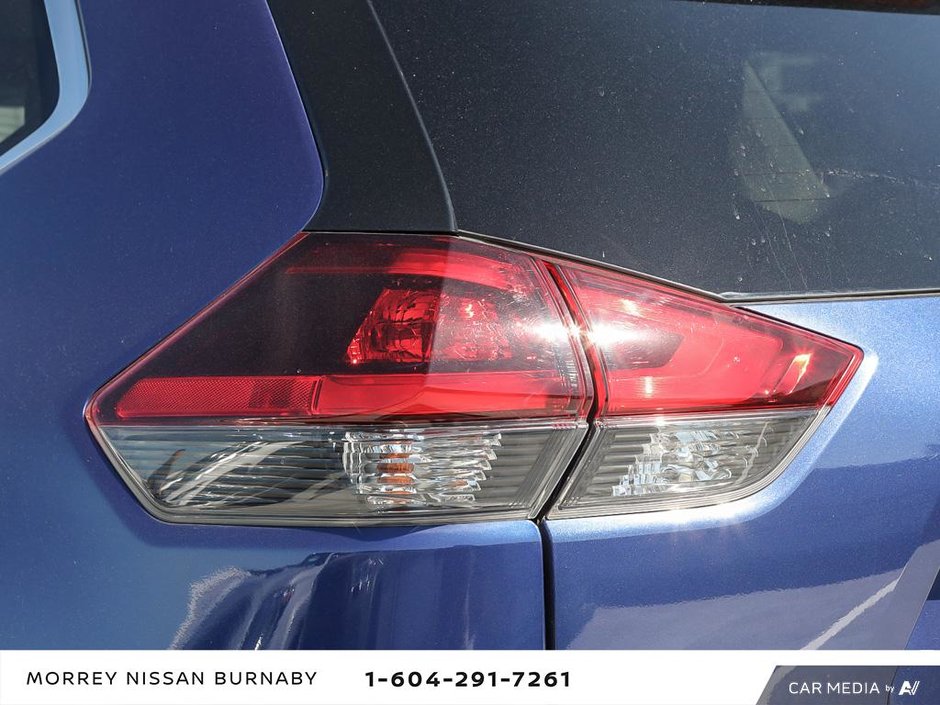 2019 Nissan Rogue SL AWD // LEATHER INTERIOR-11