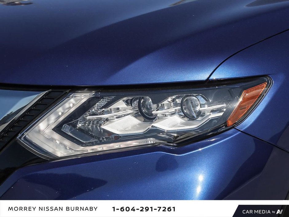 2019 Nissan Rogue SL AWD // LEATHER INTERIOR-9