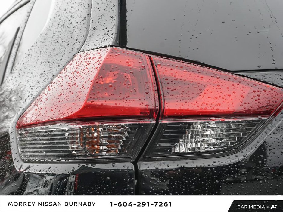 2020 Nissan Rogue SV AWD + NO ACCIDENTS-11