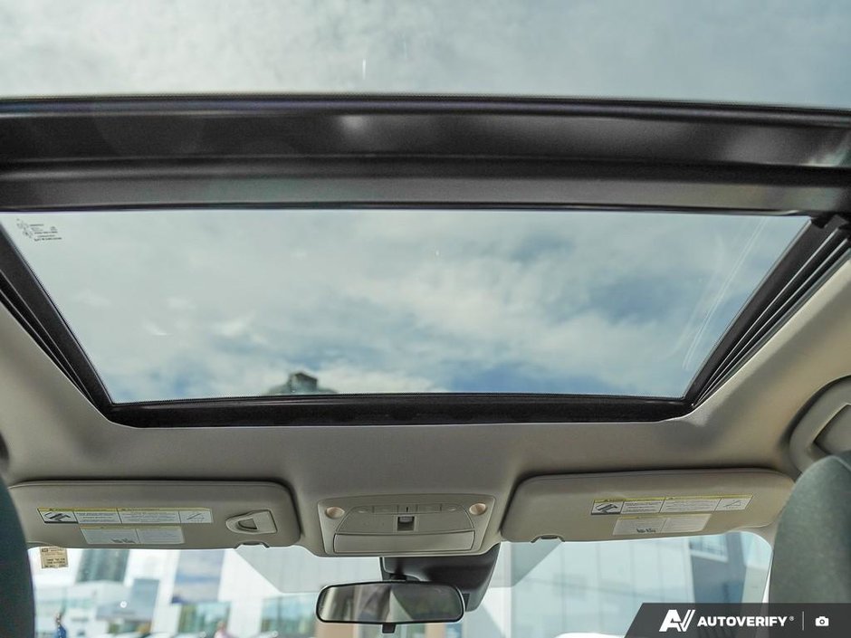 2020 Nissan Rogue SV AWD NAVIGATION-18