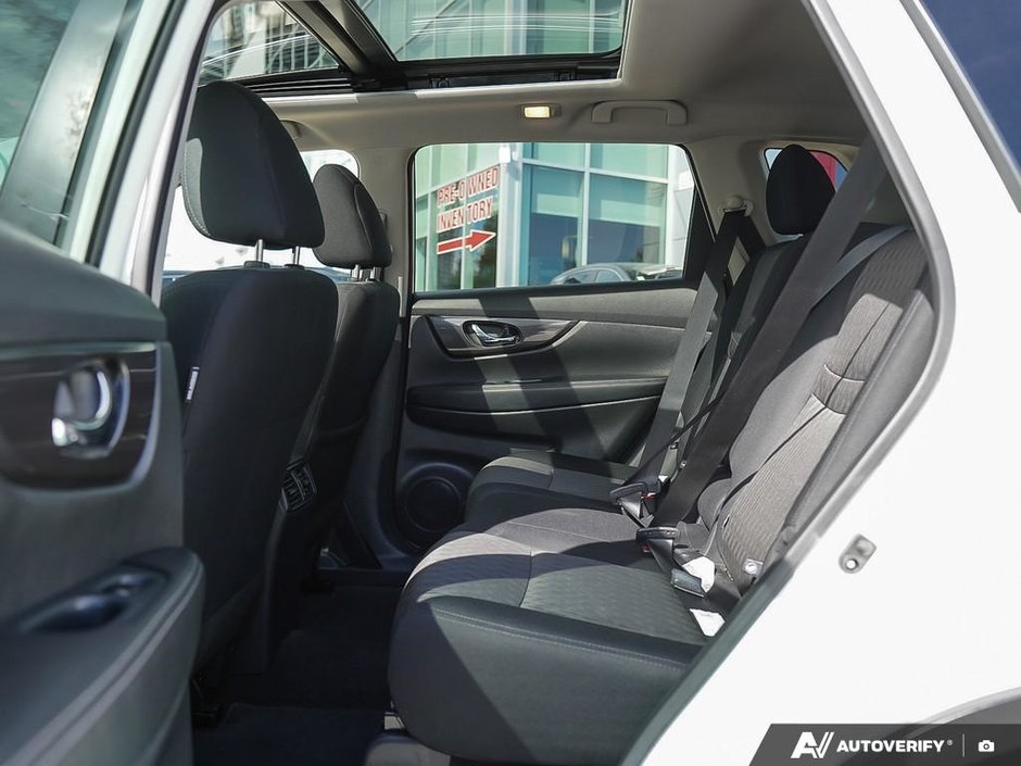 2020 Nissan Rogue SV AWD NAVIGATION-16