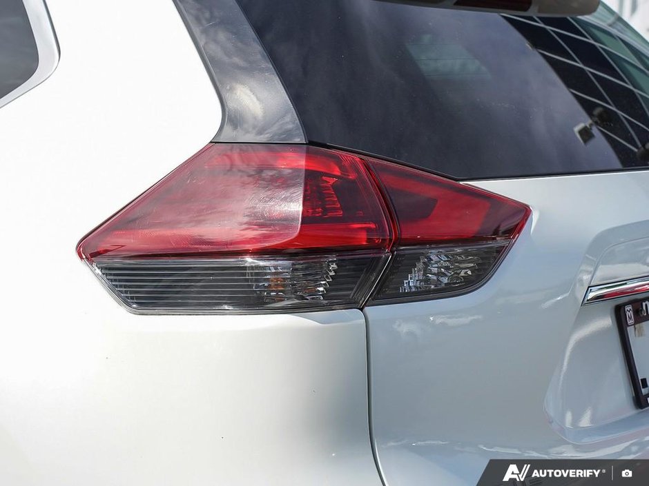 2020 Nissan Rogue SV AWD NAVIGATION-26