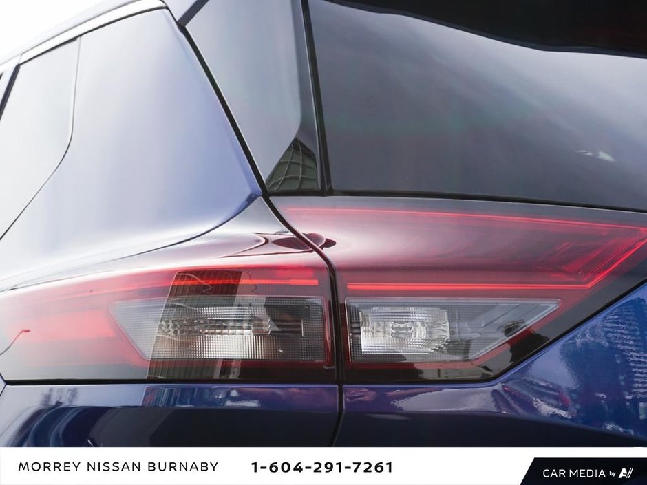 2021 Nissan Rogue SV PREMIUM AWD-11