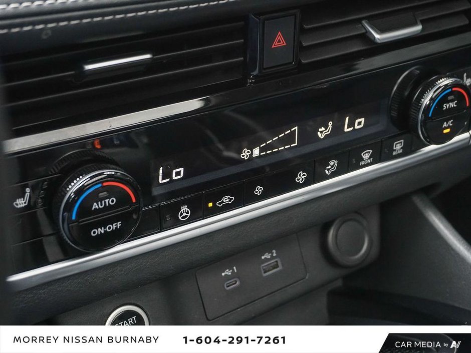 2021 Nissan Rogue SV AWD // SUNROOF // NO ACCIDENTS-23