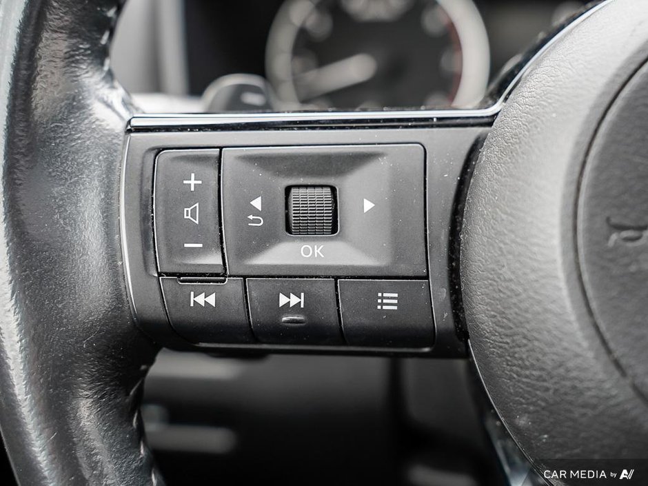 2021 Nissan Rogue SV AWD-10