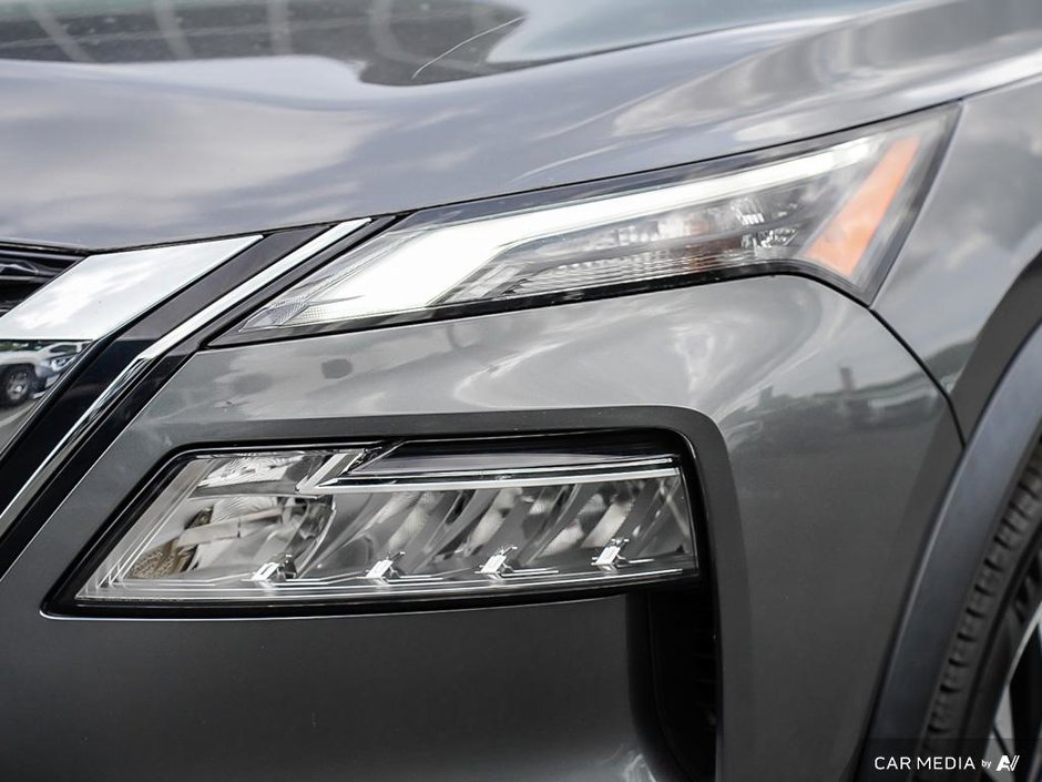 2021 Nissan Rogue SV AWD-24