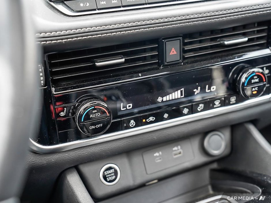 2021 Nissan Rogue SV AWD-12