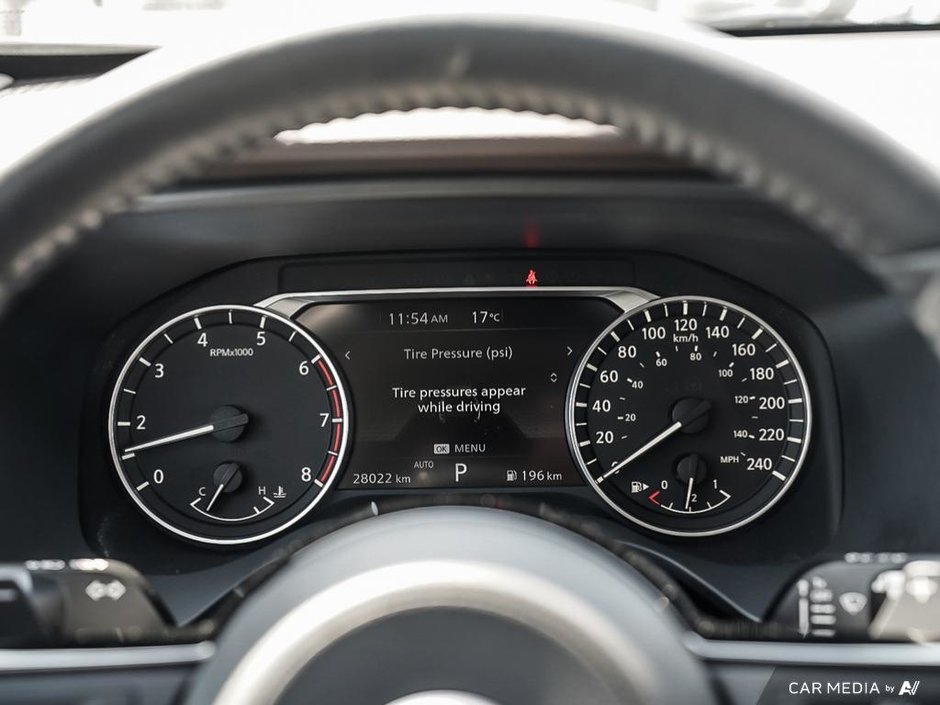 2022 Nissan Rogue SV AWD + ULTRA LOW KMS-7