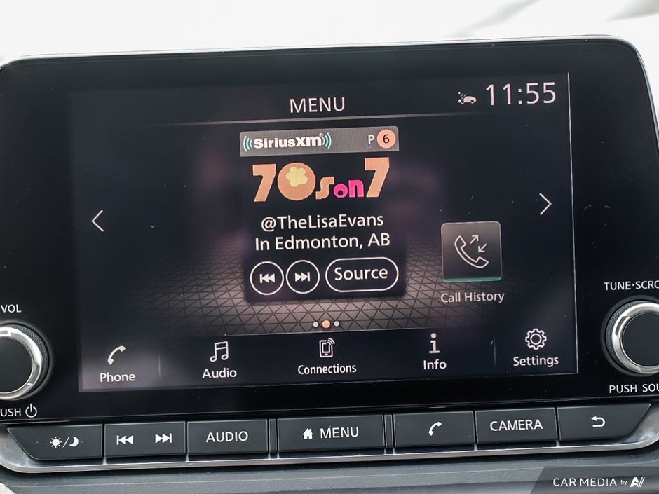 2022 Nissan Rogue SV AWD + ULTRA LOW KMS-13