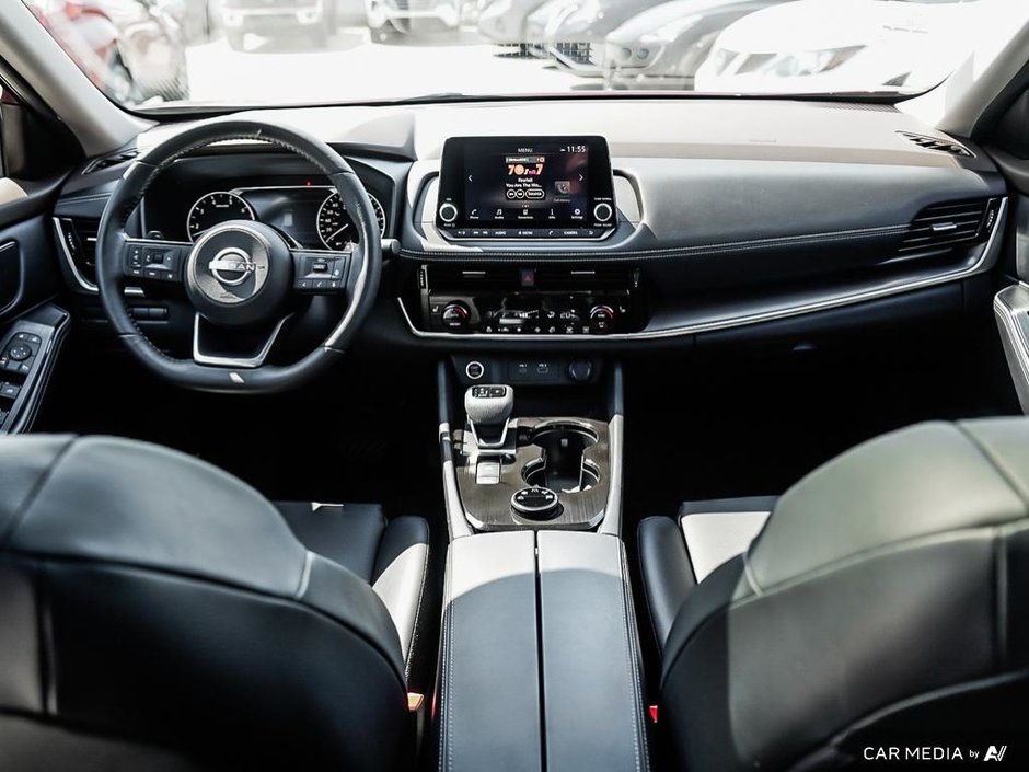 2022 Nissan Rogue SV AWD + ULTRA LOW KMS-17