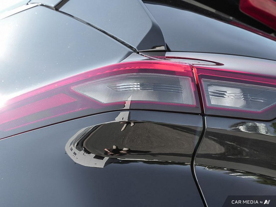 2022 Nissan Rogue PLATINUM MODEL // LEATHER-26