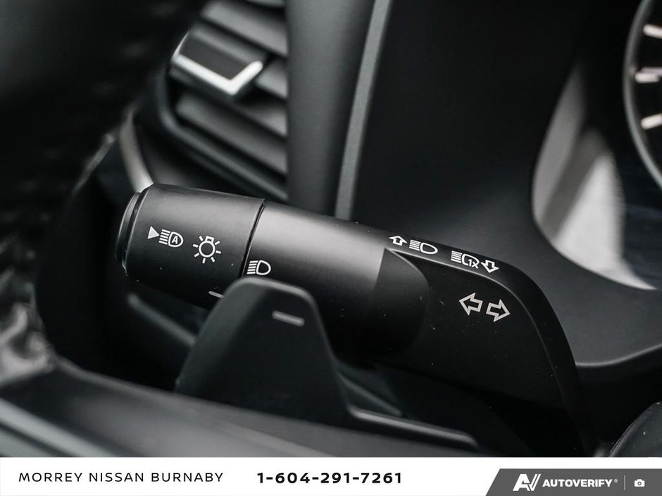 2022 Nissan Rogue S AWD-18