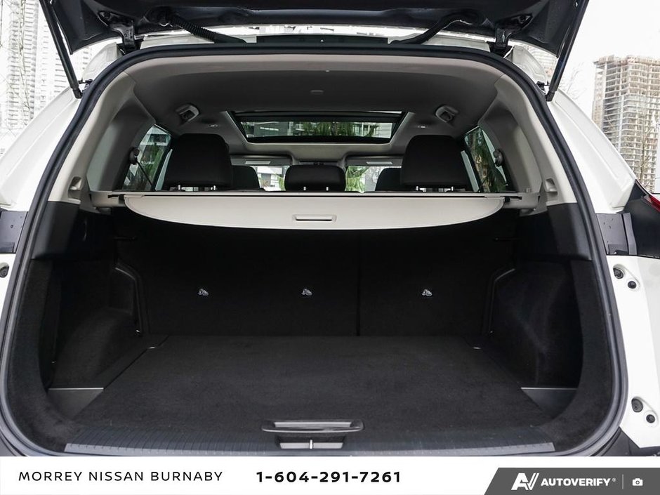 2022 Nissan Rogue SV AWD-12