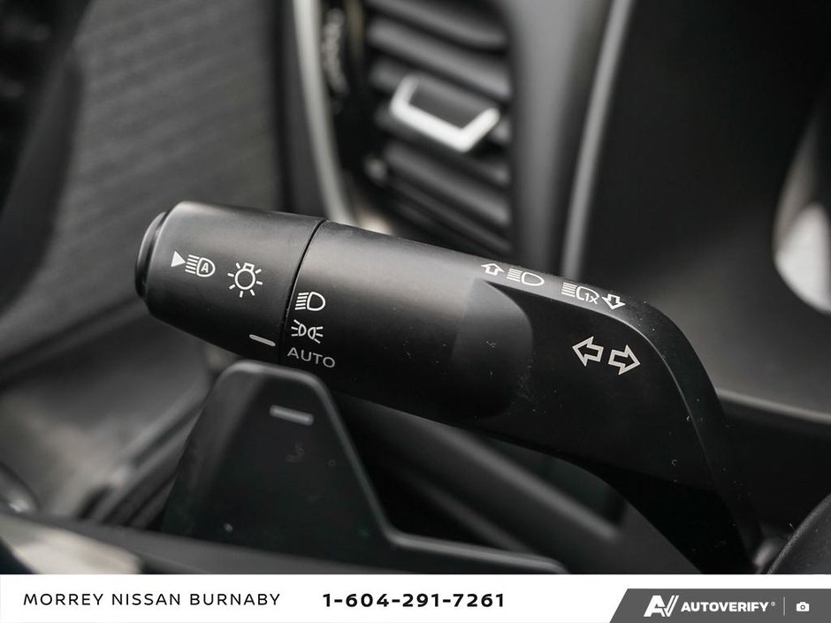 2022 Nissan Rogue SV AWD-19