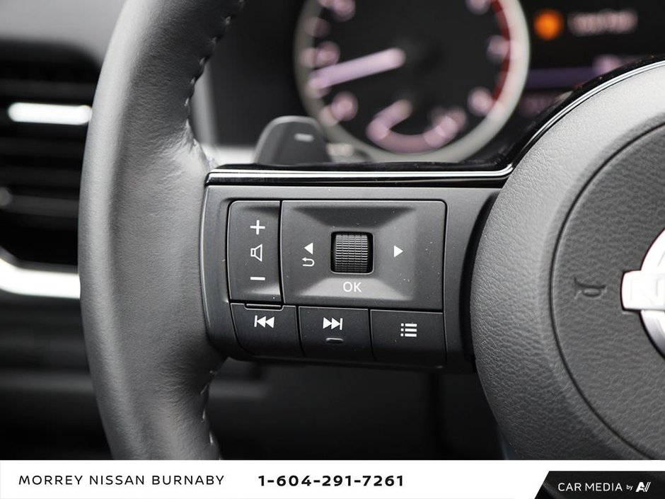 2023 Nissan Rogue SL AWD + LEATHER NAVIGATION-18