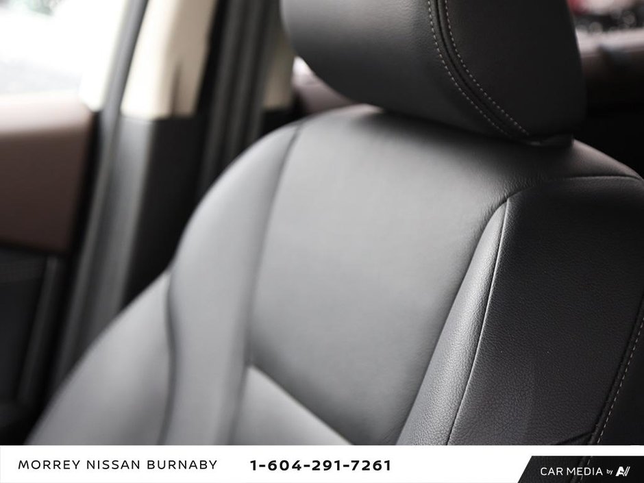 2023 Nissan Rogue SL AWD + LEATHER NAVIGATION-23