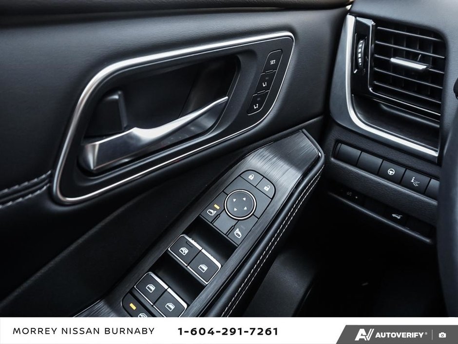 2023 Nissan Rogue PLATINUM // LEATHER // SUNROOF-19