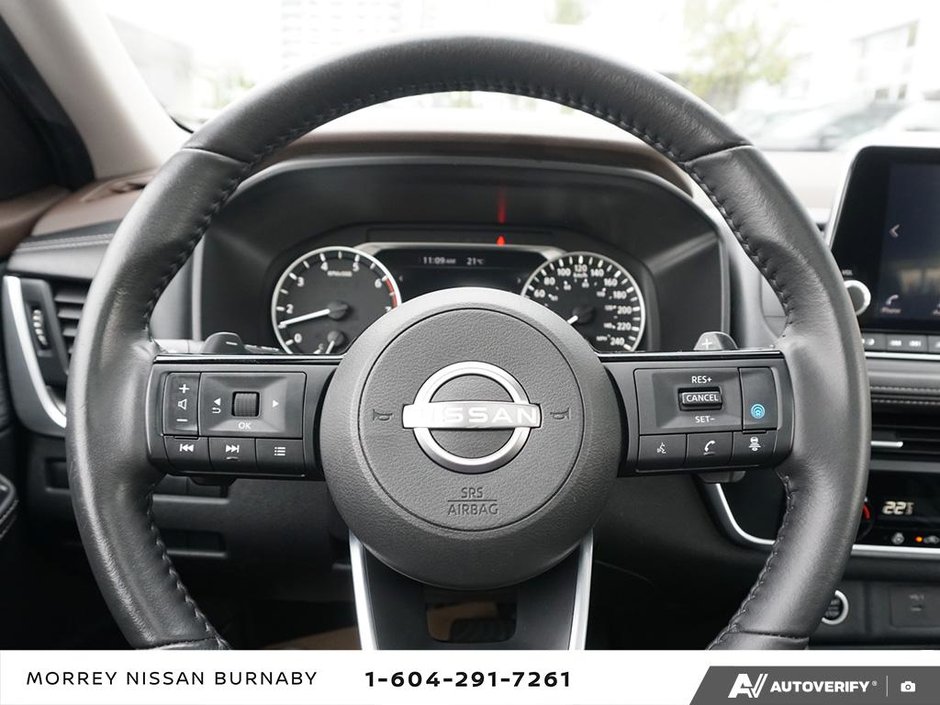 2023 Nissan Rogue SV AWD // MOONROOF-17