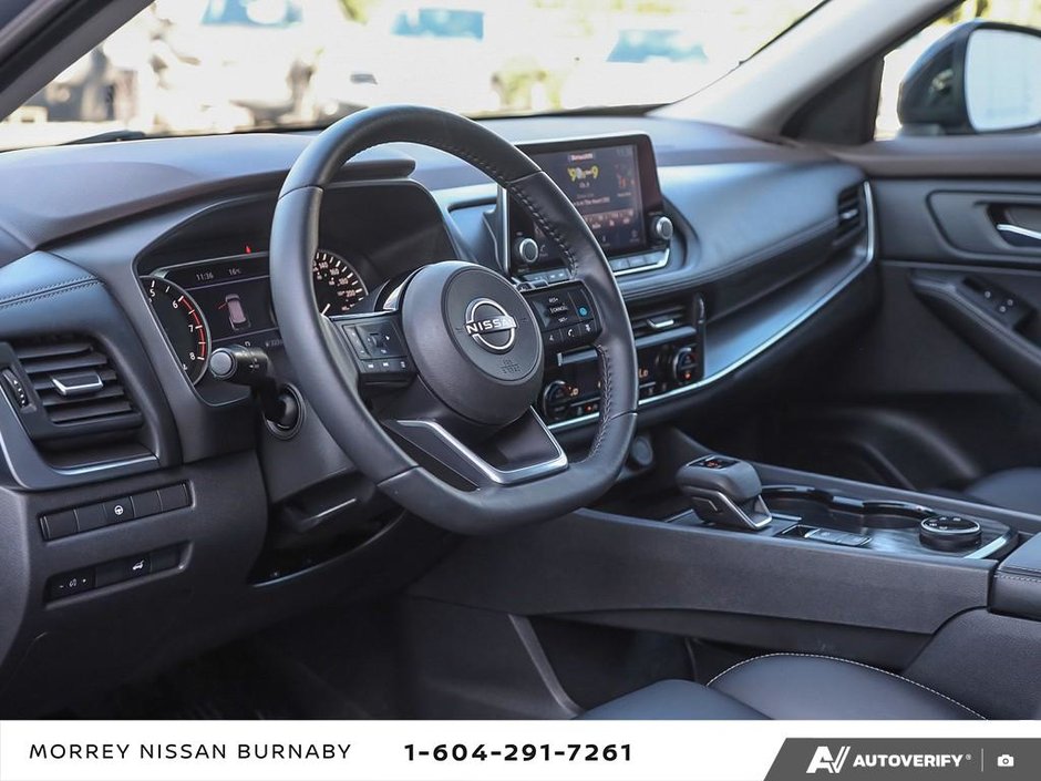 2023 Nissan Rogue SV AWD // MIDNIGHT EDITION-13