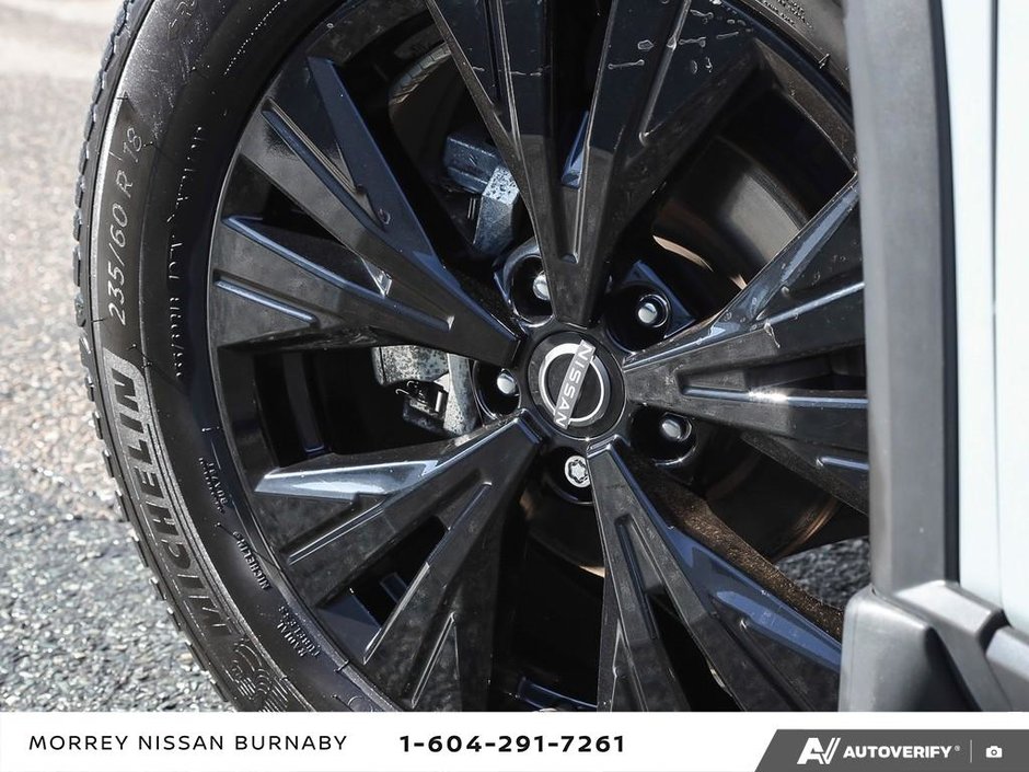 2023 Nissan Rogue SV AWD // MIDNIGHT EDITION-6