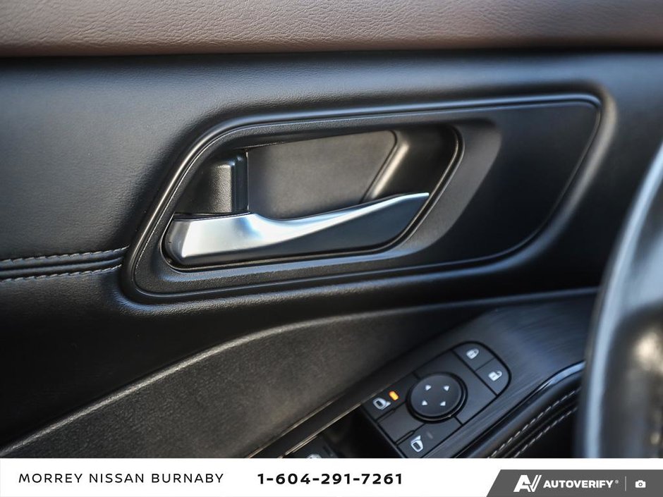 2023 Nissan Rogue SV AWD // MIDNIGHT EDITION-17