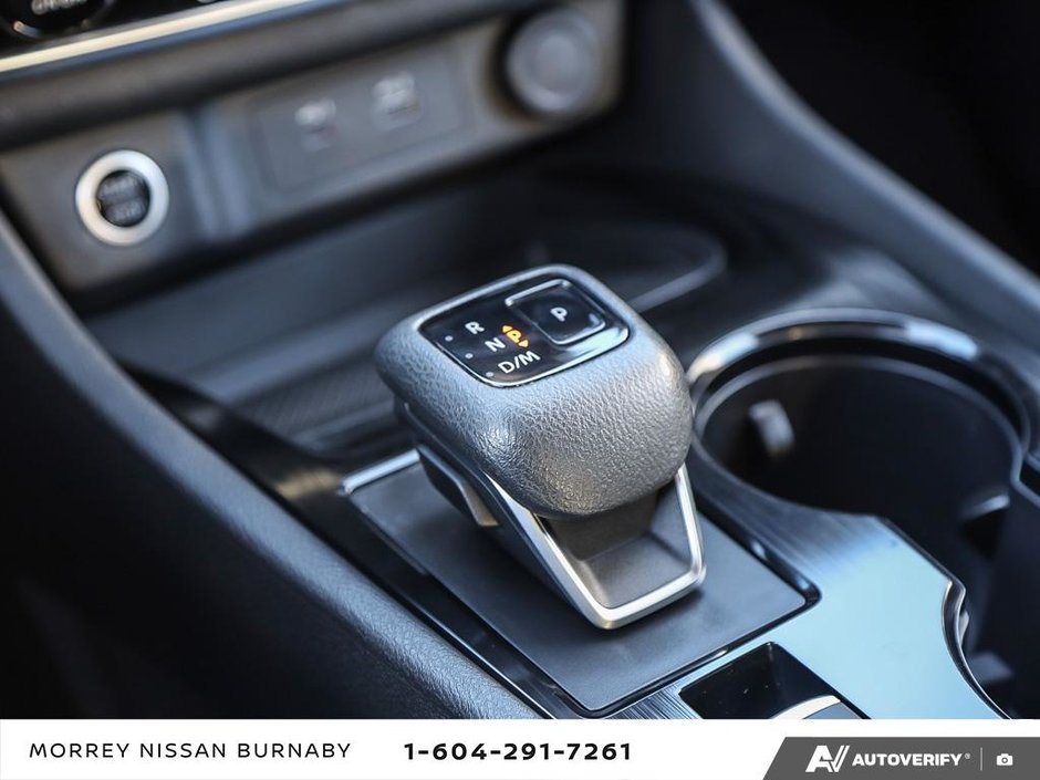 2023 Nissan Rogue SV AWD // MIDNIGHT EDITION-19