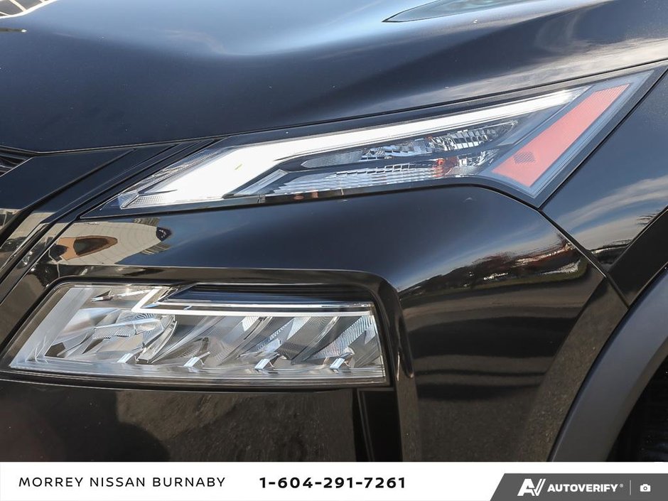2023 Nissan Rogue SV AWD // MIDNIGHT EDITION-10