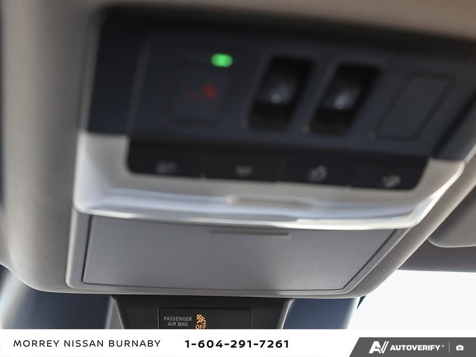 2023 Nissan Rogue SV AWD // MIDNIGHT EDITION-22