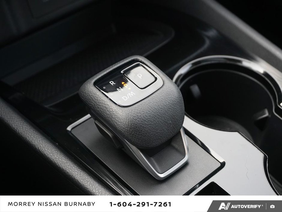 2023 Nissan Rogue SV AWD // NO ACCIDENTS-22