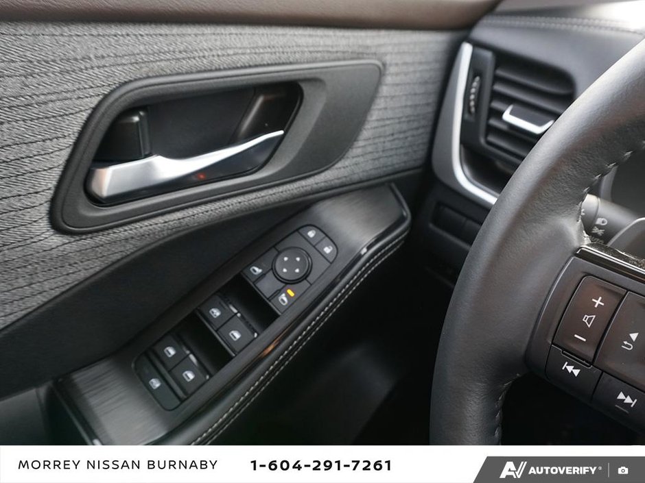 2023 Nissan Rogue SV AWD // NO ACCIDENTS-21