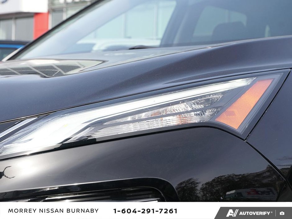 2023 Nissan Rogue SV AWD // NO ACCIDENTS-10