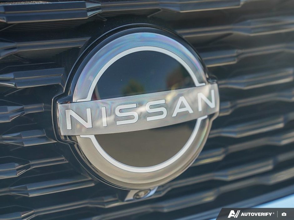 2023 Nissan Rogue SV AWD // ULTRA LOW KMS-23